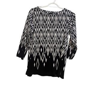 Rafaella Geometric Argyle Diamond Black White Boat Neck Top 3/4 Sleeve Modest